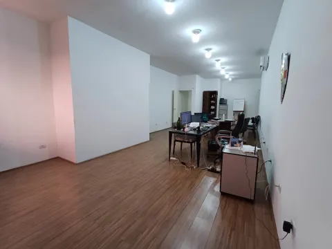 Salão Comercial para vender em Laranjeiras