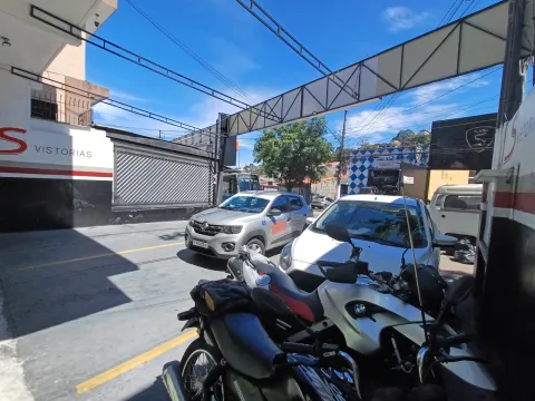 Prédio - Perus, São Paulo