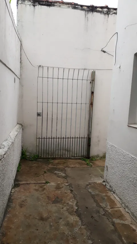 Prédio - Perus, São Paulo