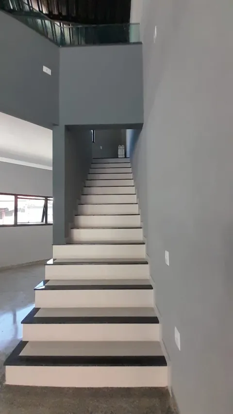 56832