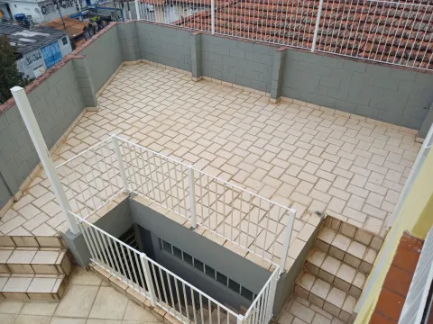 Casa para alugar em Perus