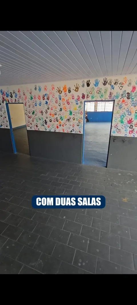 Salão Comercial para alugar em Vila Fanton