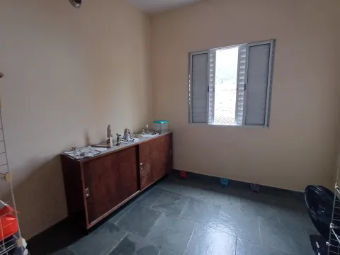 Casa - Laranjeiras, Caieiras