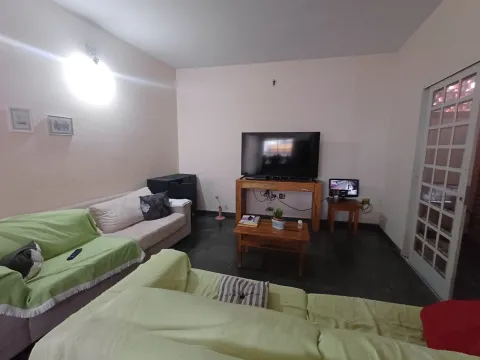 Casa - Laranjeiras, Caieiras